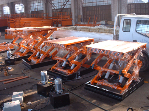 制藥廠用升降平臺(點(diǎn)擊查看)